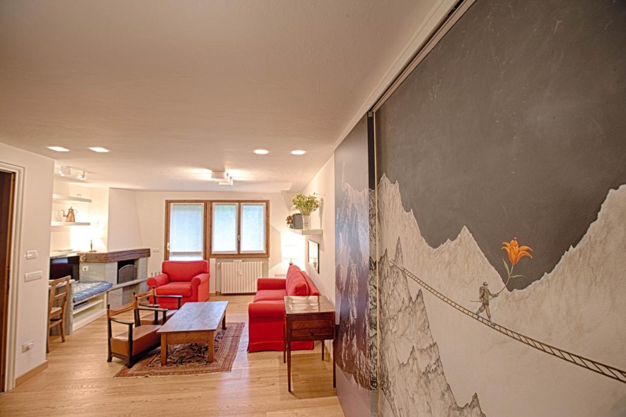 Joivy Superb Apartments For 6 With Mountain View And Garden In Courmayeur Kültér fotó