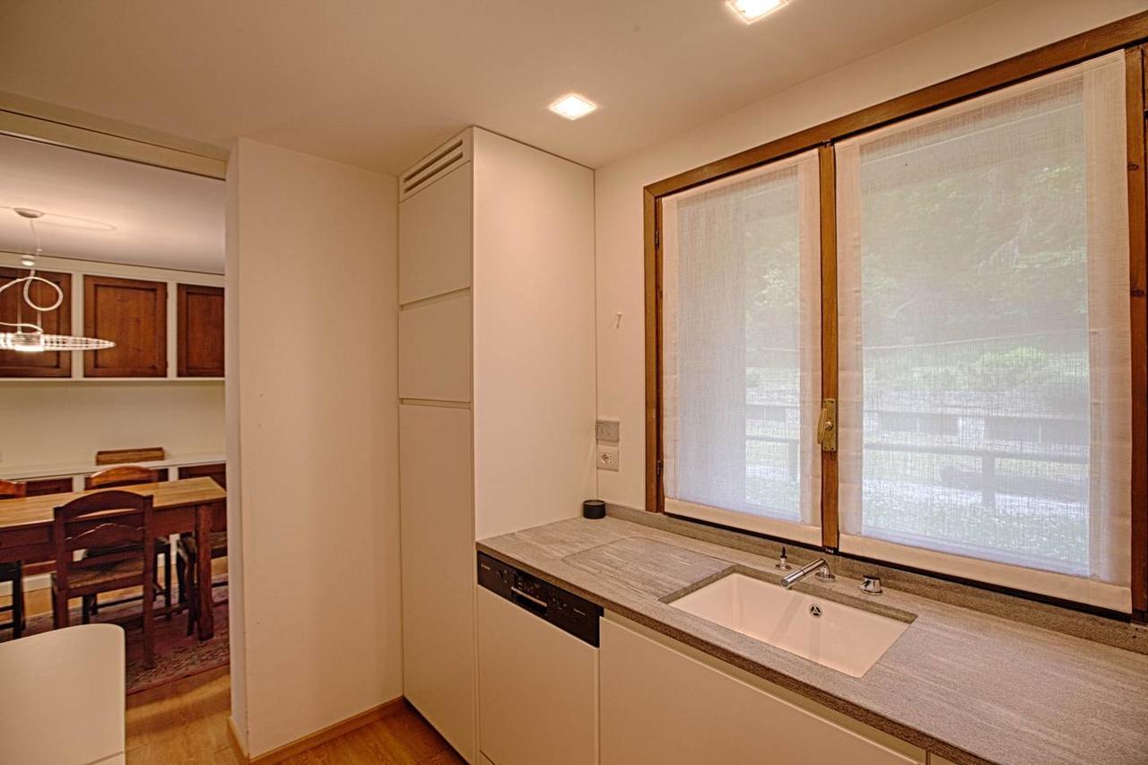 Joivy Superb Apartments For 6 With Mountain View And Garden In Courmayeur Kültér fotó